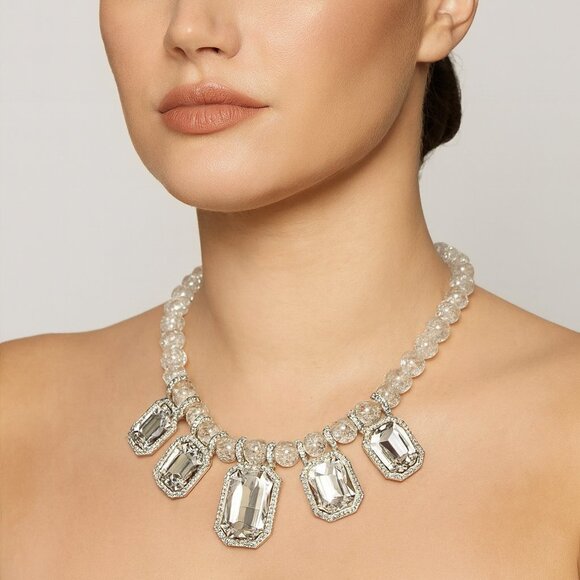 Simulated Topaz and Austrian Crystal Beaded Necklace 20-22 Inches in Silvertone - Picture 1 of 7